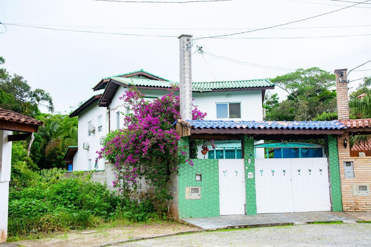 Linda Casa Com Lazer A 500M Da Praia Guaratuba Sp ベルチオガ エクステリア 写真